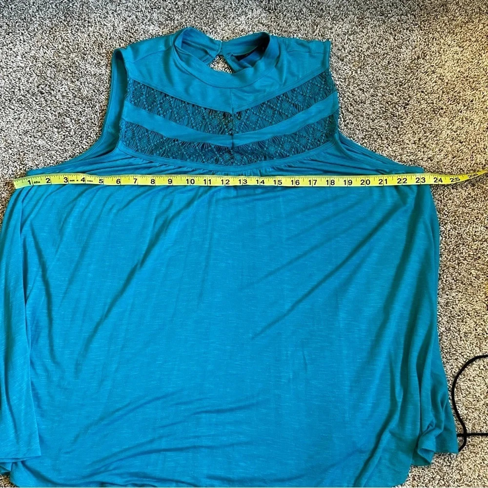 Apt. 9 Women's Large Teal Flowy Sleeveless Blouse​ - Picture 8 of 8